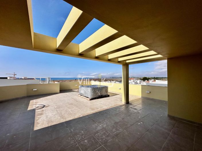 Image No.9-3 Bed Apartment for sale