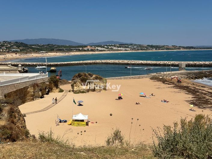 Image No.18-2 Bed Apartment for sale