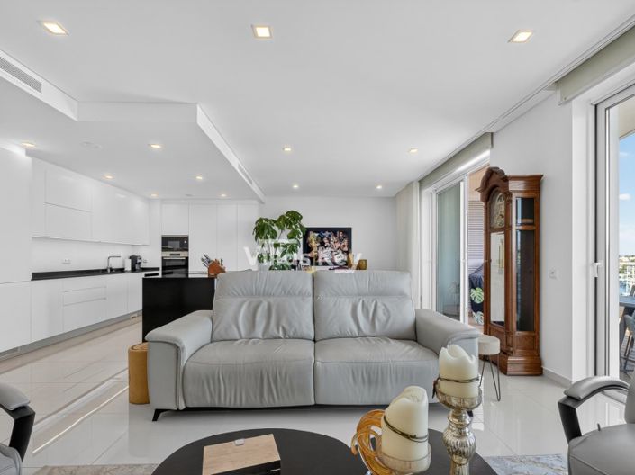 Image No.12-3 Bed Apartment for sale