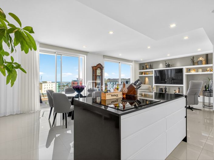 Image No.16-3 Bed Apartment for sale