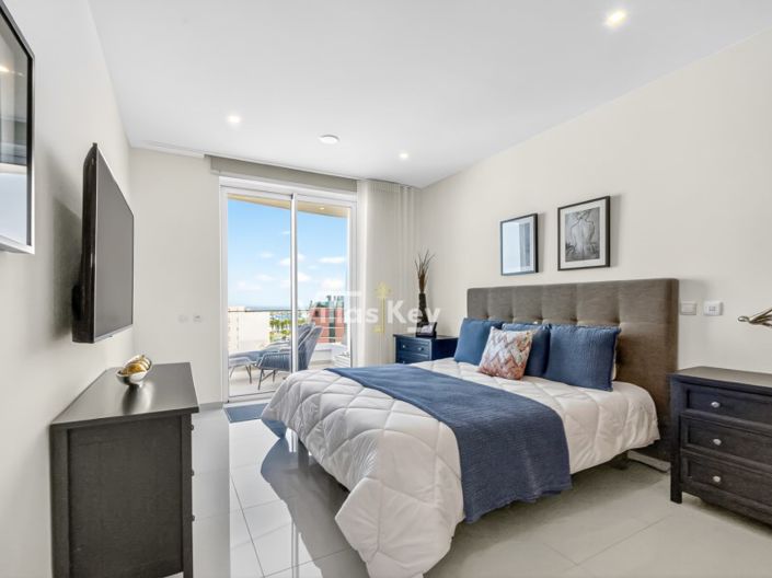 Image No.20-3 Bed Apartment for sale