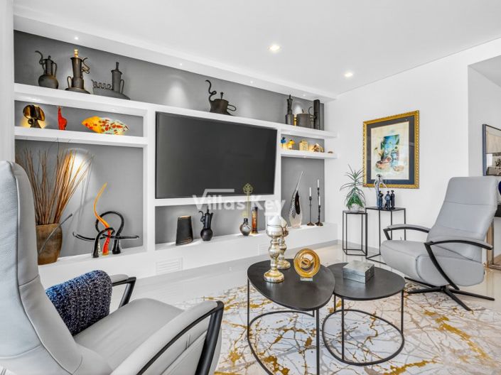 Image No.9-3 Bed Apartment for sale