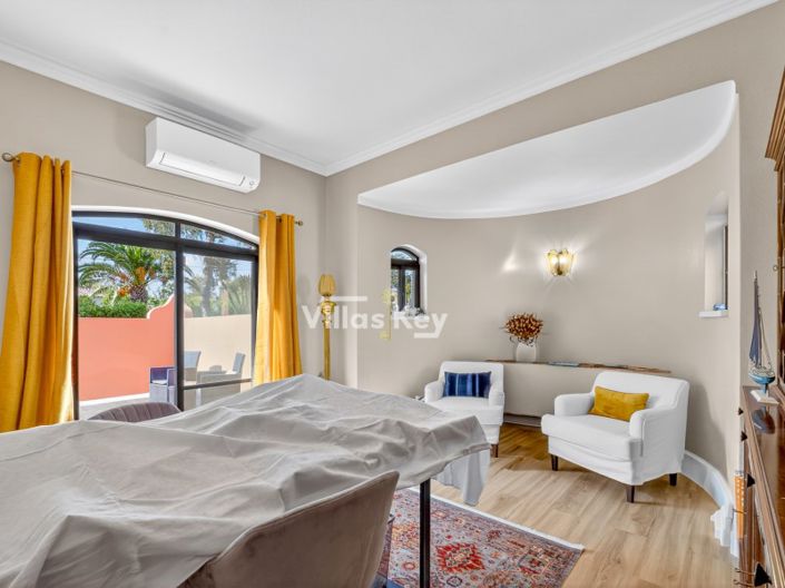 Image No.30-3 Bed House for sale