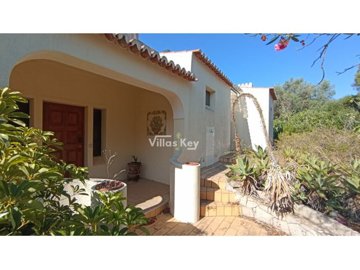 id8793ab01-0000-0500-0000-000016fa0602