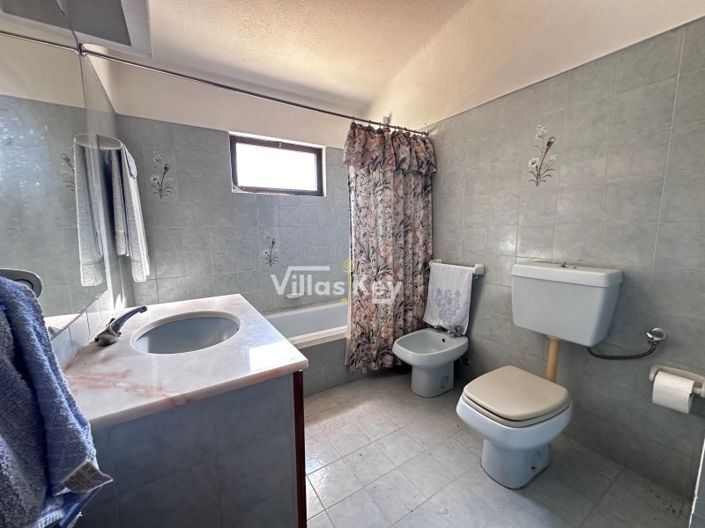 Image No.33-3 Bed House for sale