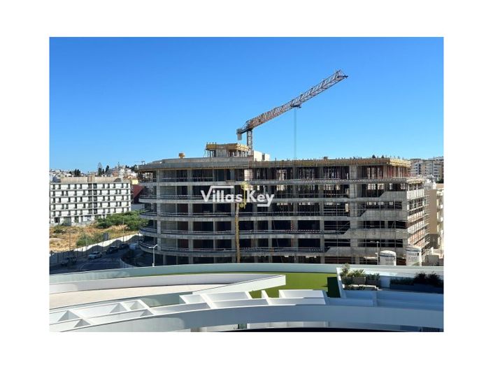 Image No.19-3 Bed Apartment for sale