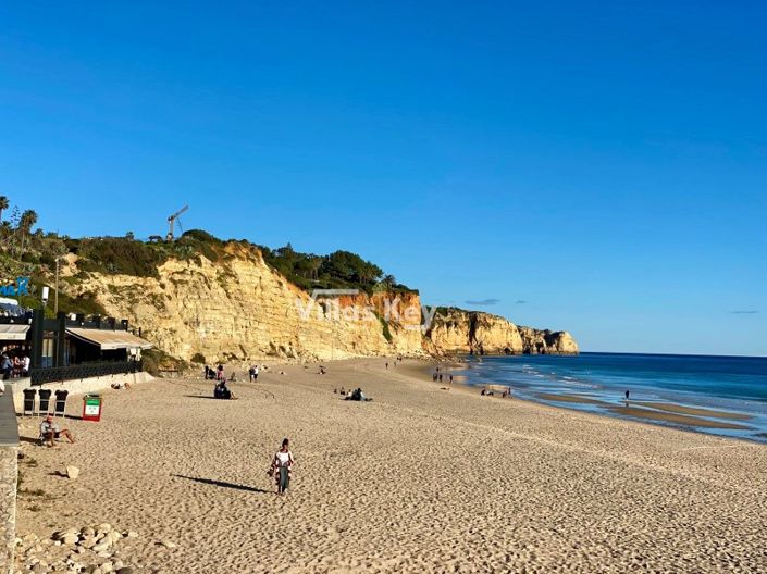 Image No.23-2 Bed Apartment for sale