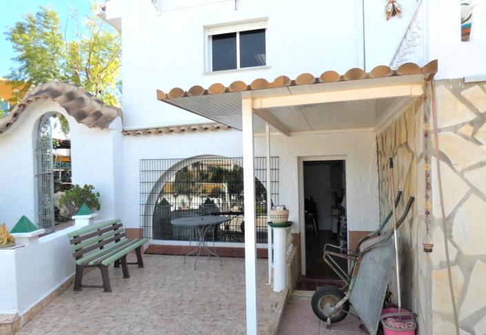 Image No.25-5 Bed Villa / Detached for sale