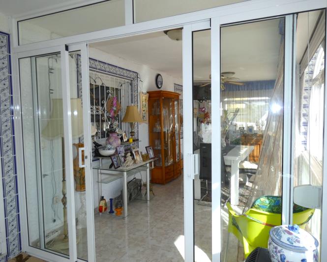 Image No.50-5 Bed Villa / Detached for sale