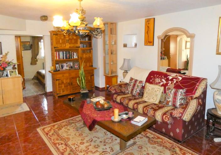 Image No.57-5 Bed Villa / Detached for sale