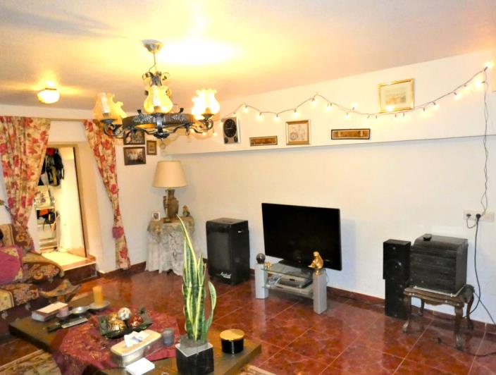 Image No.58-5 Bed Villa / Detached for sale