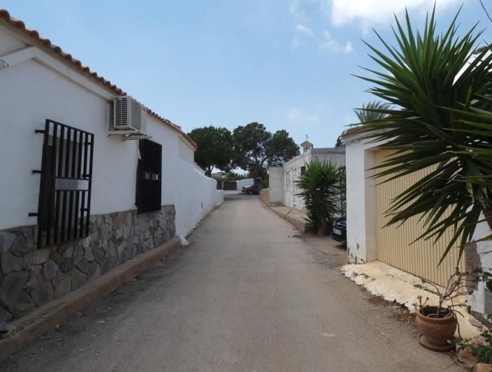 Image No.54-2 Bed Country House for sale