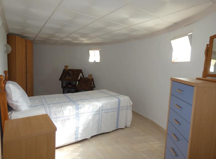 Image No.56-6 Bed Villa / Detached for sale