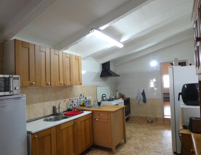 Image No.6-6 Bed Country Property for sale