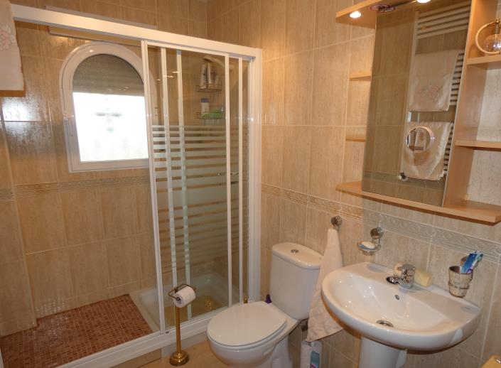 Image No.15-3 Bed Country House for sale