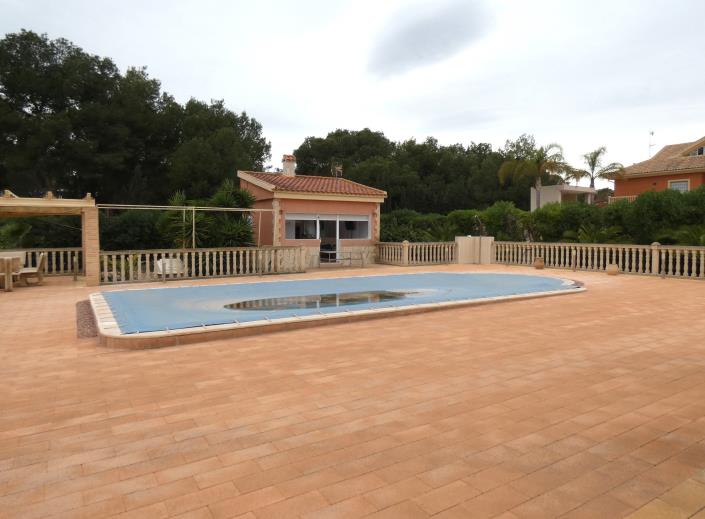 Image No.43-3 Bed Country House for sale