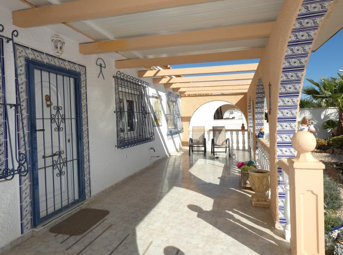 Image No.8-2 Bed Villa / Detached for sale