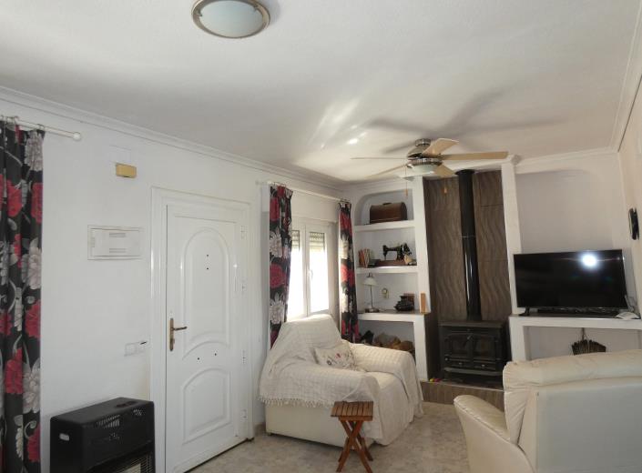 Image No.12-2 Bed Villa / Detached for sale