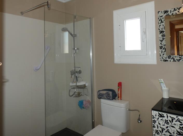 Image No.19-2 Bed Villa / Detached for sale