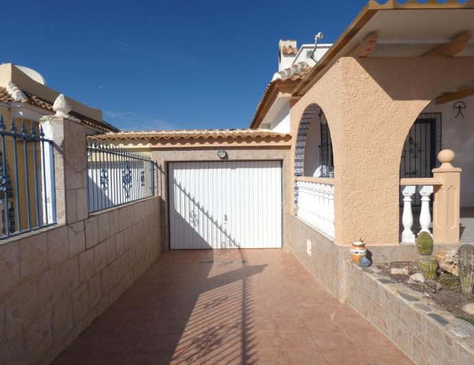 Image No.50-2 Bed Villa / Detached for sale