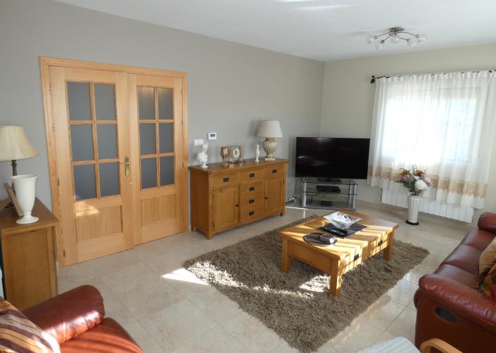 Image No.9-5 Bed Country Property for sale