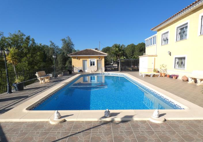 Image No.40-5 Bed Country Property for sale