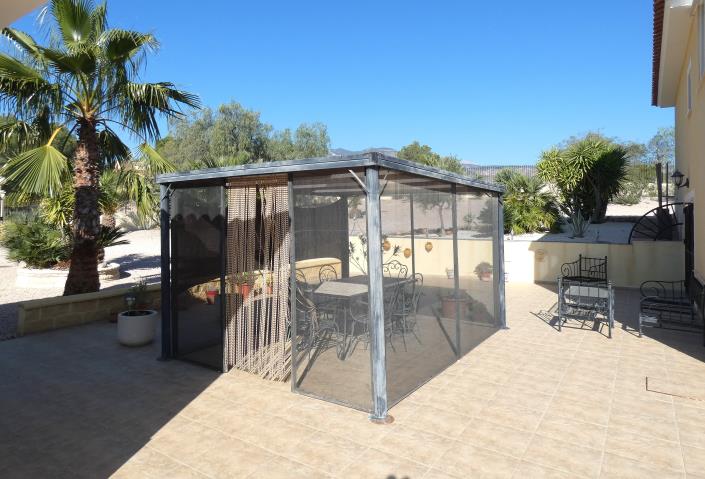 Image No.56-5 Bed Country Property for sale