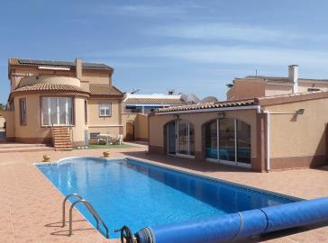3 Bed Villa / Detached for sale
