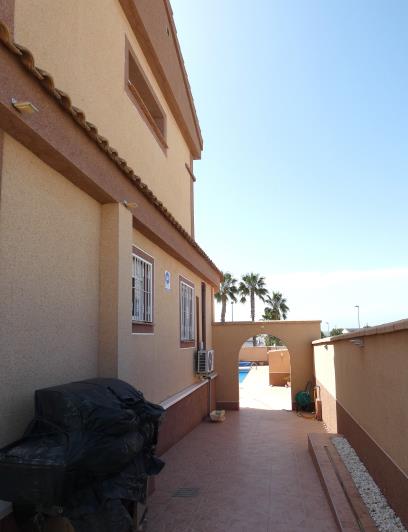 Image No.60-3 Bed Villa / Detached for sale