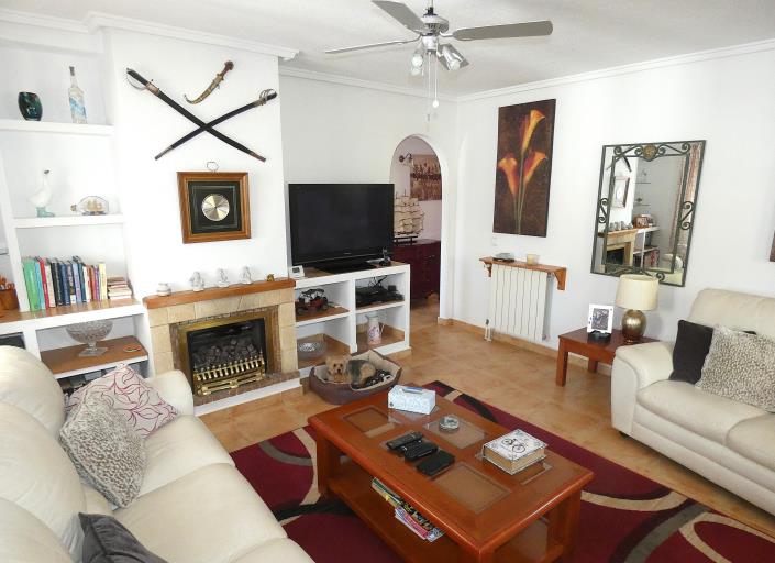 Image No.12-3 Bed Villa / Detached for sale