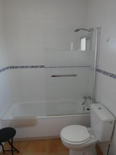 Image No.40-3 Bed Villa / Detached for sale