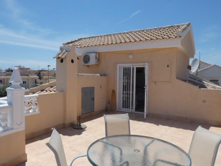 Image No.44-3 Bed Villa / Detached for sale