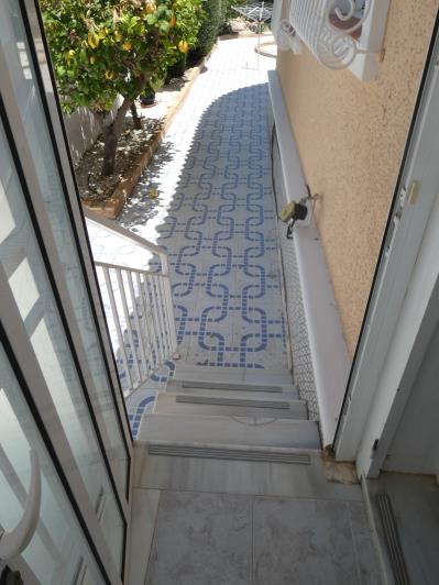 Image No.54-3 Bed Villa / Detached for sale