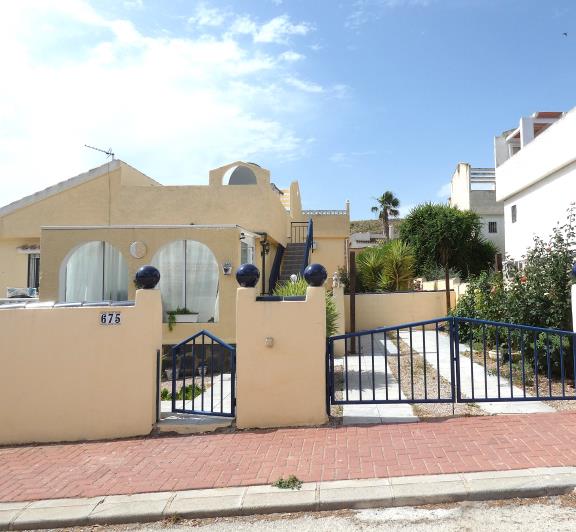 Image No.5-2 Bed Villa / Detached for sale