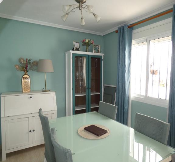 Image No.17-2 Bed Villa / Detached for sale