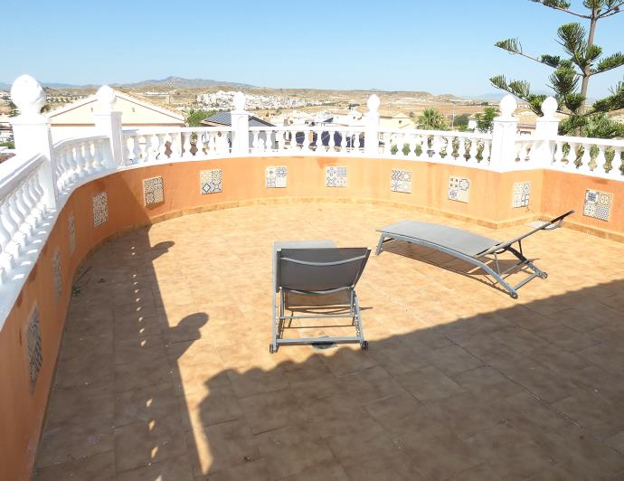 Image No.37-4 Bed Villa / Detached for sale