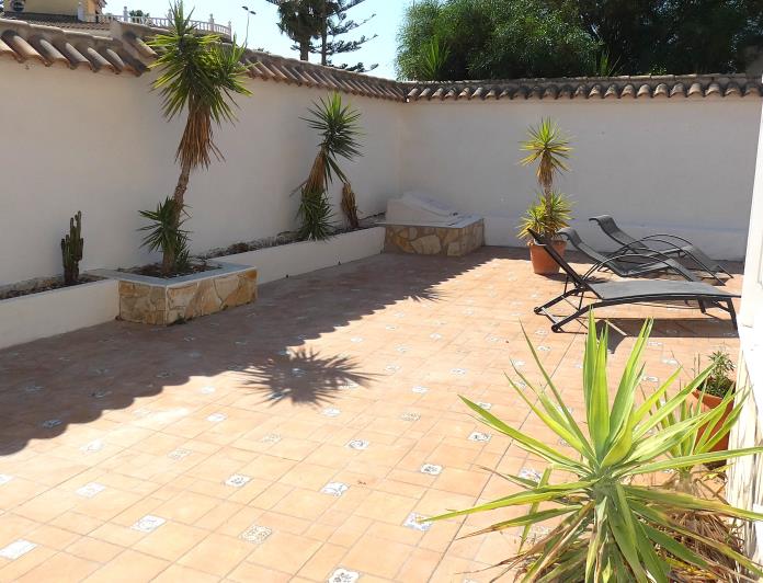 Image No.42-4 Bed Villa / Detached for sale