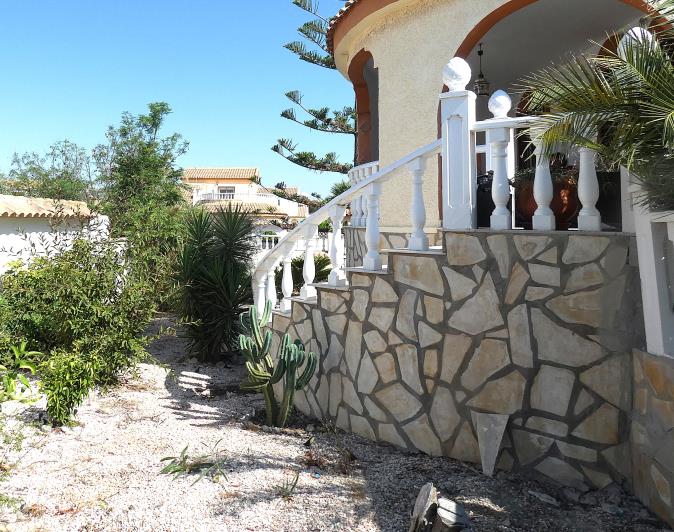 Image No.50-4 Bed Villa / Detached for sale