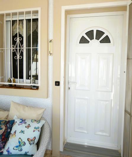 Image No.8-3 Bed Villa / Detached for sale