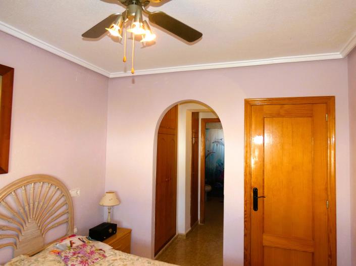 Image No.14-3 Bed Villa / Detached for sale