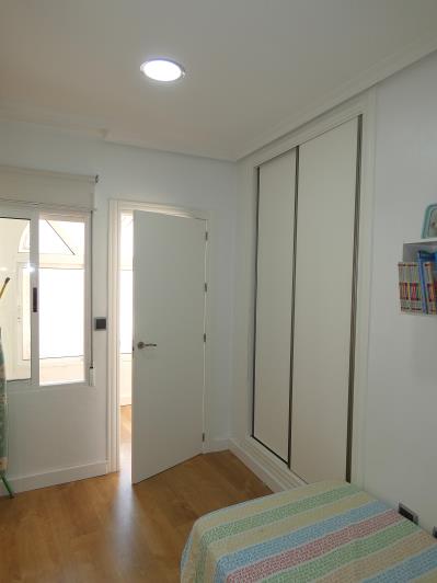 Image No.25-3 Bed Apartment for sale