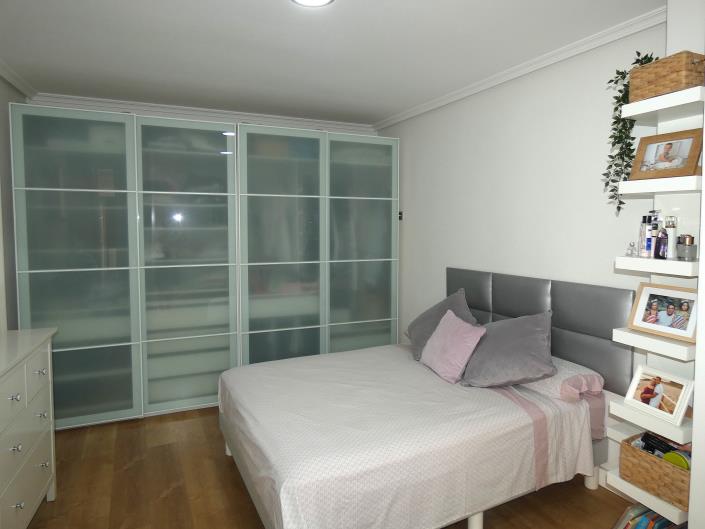 Image No.27-3 Bed Apartment for sale