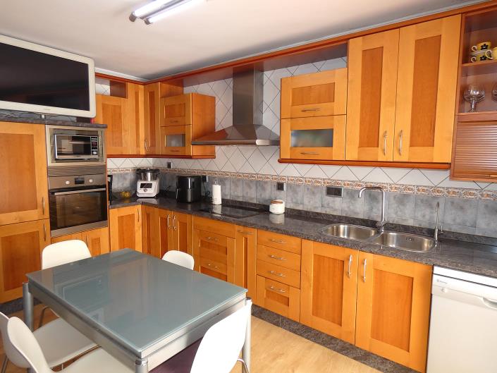 Image No.38-3 Bed Apartment for sale