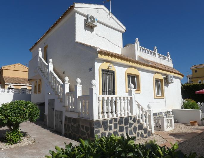 Image No.6-3 Bed Villa / Detached for sale