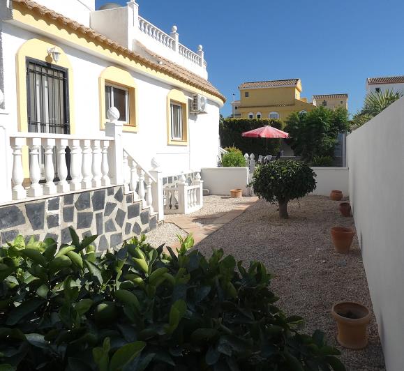 Image No.7-3 Bed Villa / Detached for sale