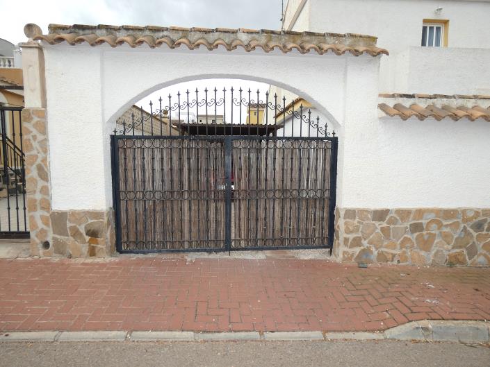 Image No.60-3 Bed Villa / Detached for sale