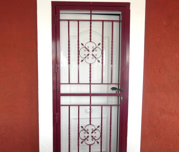 Image No.11-3 Bed Villa / Detached for sale