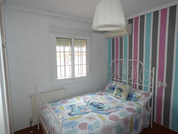 Image No.24-3 Bed Villa / Detached for sale