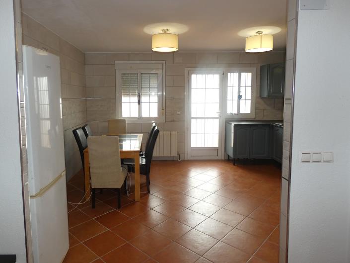 Image No.31-3 Bed Villa / Detached for sale