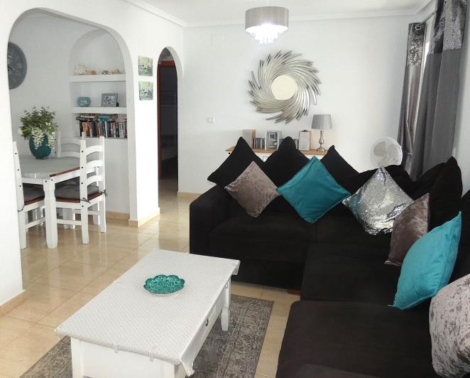 Image No.3-2 Bed Villa / Detached for sale